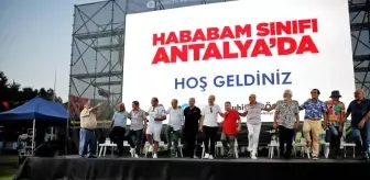 Hababam Sınıfı oyuncuları Antalyalılarla buluştu