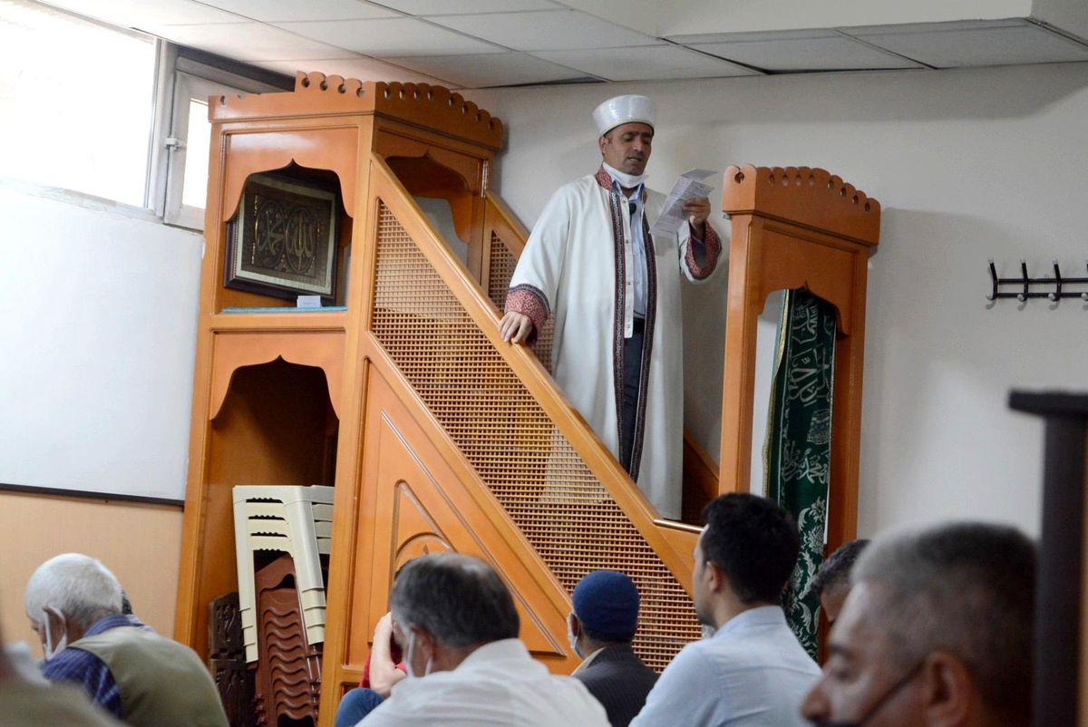 İmam Aşkan: "Düğünlerde ölçüye riayet edelim"