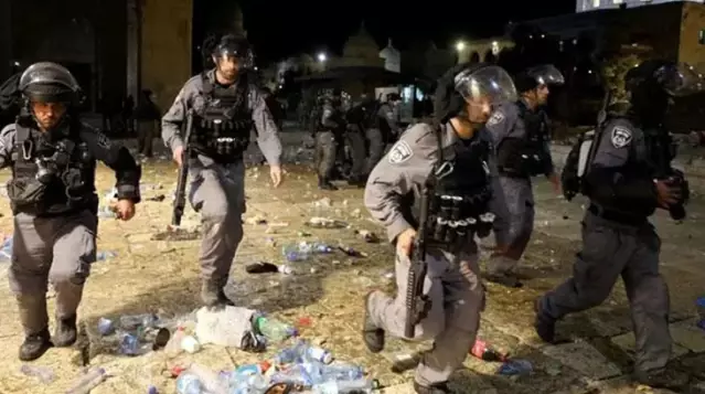 İsrail güçlerinden Batı Şeria'da Filistinli göstericilere müdahale: 294 yaralı İsrail güçlerinden Batı Şeria'da Filistinli göstericilere müdahale: 294 yaralı