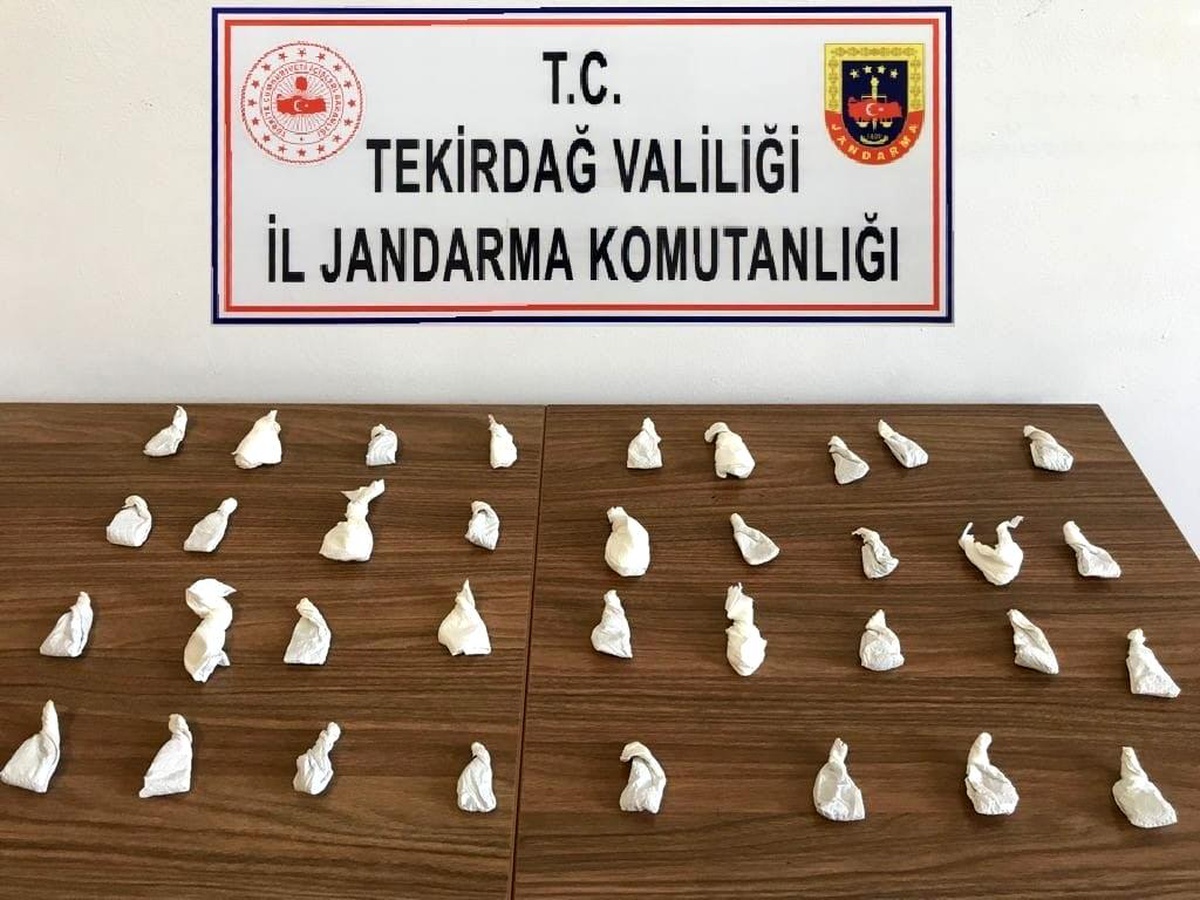 Jandarma uyuşturucu tacirlerine göz açtırmıyor