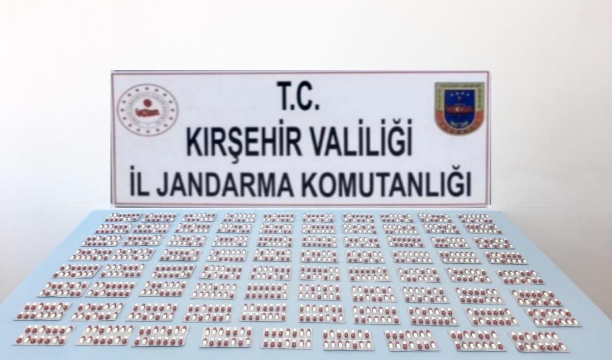 Kırşehir\'de 1106 uyuşturucu hap ele geçirildi