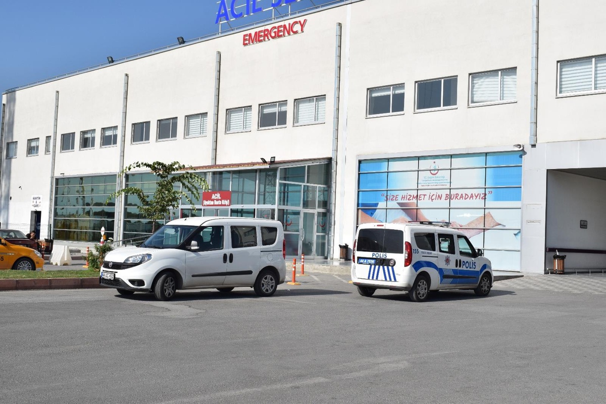 Malatya\'da 55 işçi yediği yemekten zehirlendi