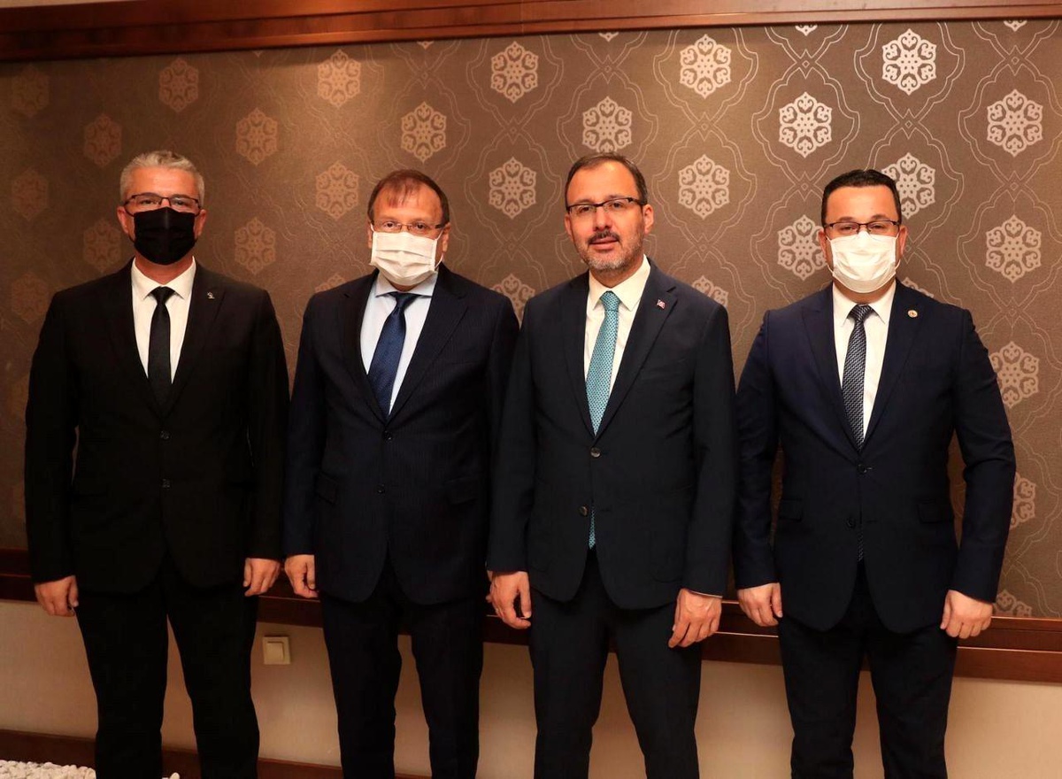 Mustafakemalpaşa\'ya yeni spor yatırımları müjdesi