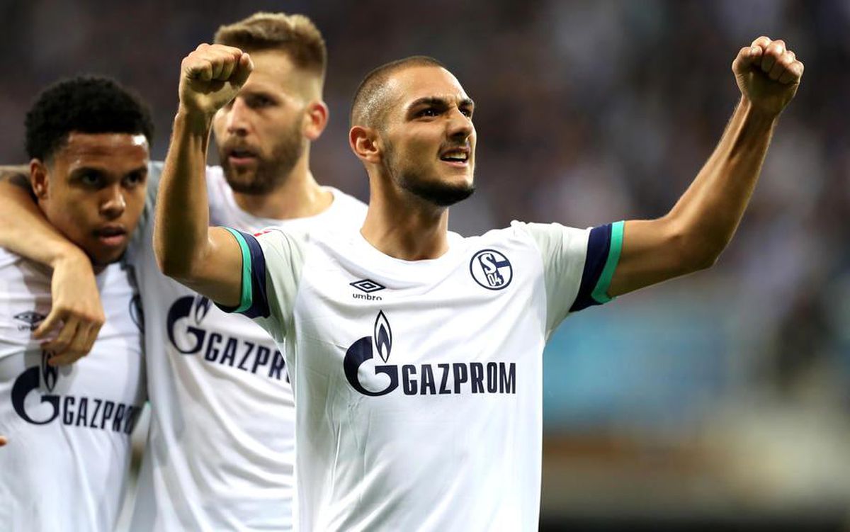 Schalke 04 Sportif Direktörü Rouven Schröder: "Ahmed Kutucu için Başakşehir ile temas halindeyiz"