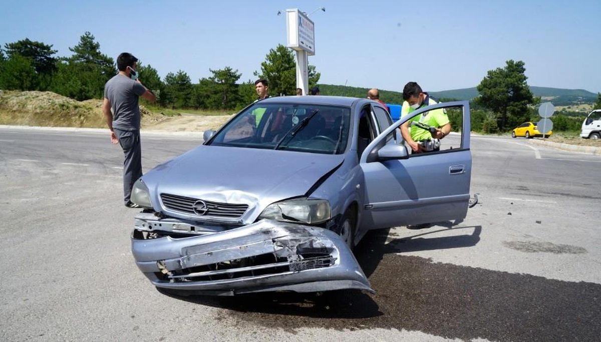 Tavşanlı\'da trafik kazası: 2 yaralı