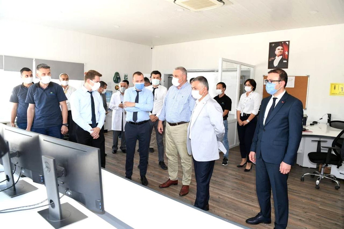Vali Yazıcı: "OSB sektöre yön veren, öncü markaların adresi"