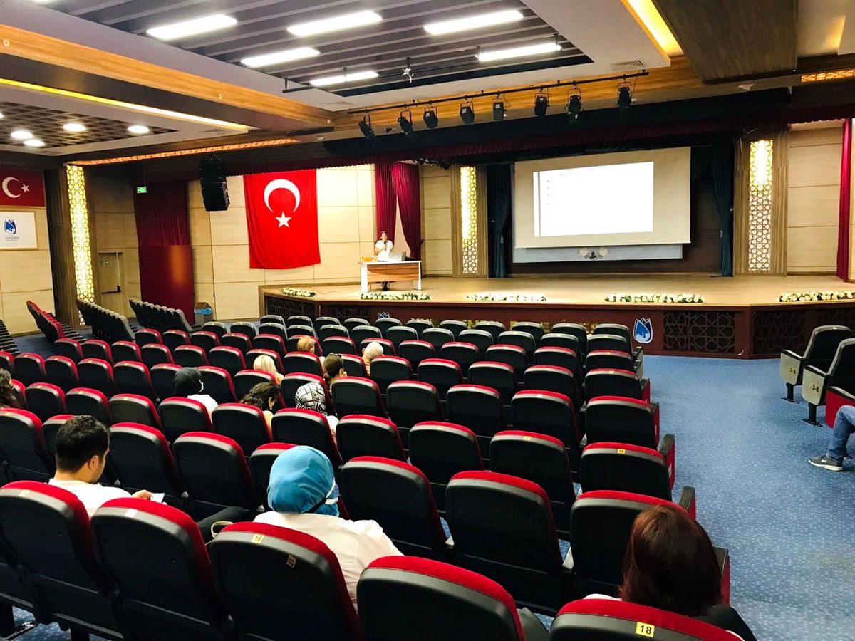 Yunusemre Belediyesinde kurum içi eğitimler devam ediyor