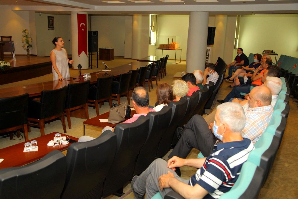 Başkan Sengel, ecrimisil sorununda intikali yapılacak ilk esnaf grubuyla çözüm için buluştu
