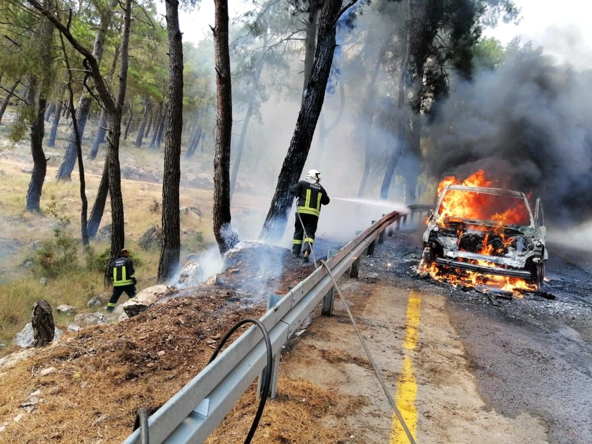 Son dakika haber | Fethiye\'de araç yangını