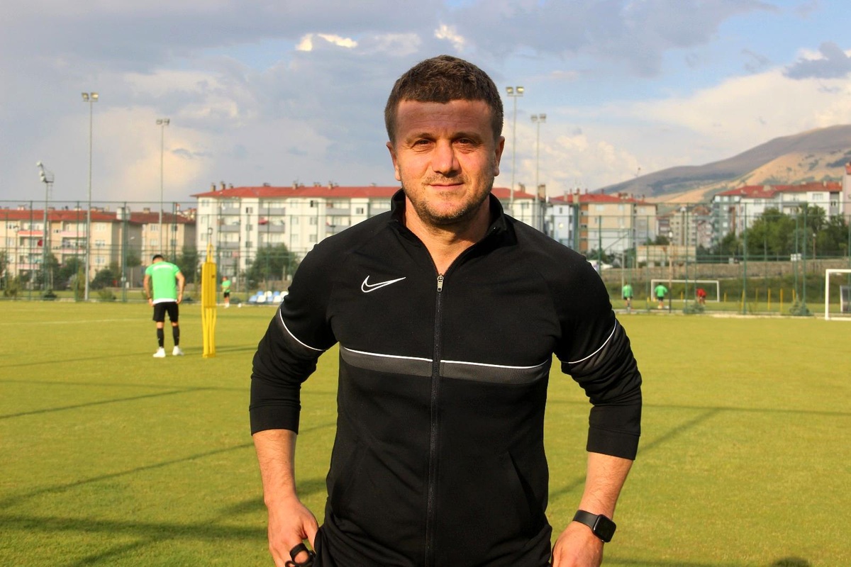 Hakan Keleş: "Süper Lig\'de kalıcı olmak ve renk katmak istiyoruz"