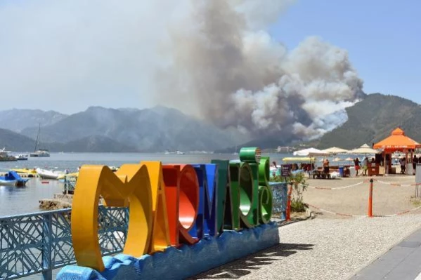 Marmaris'teki orman yangını enerji nakil hatlarından çıkmış