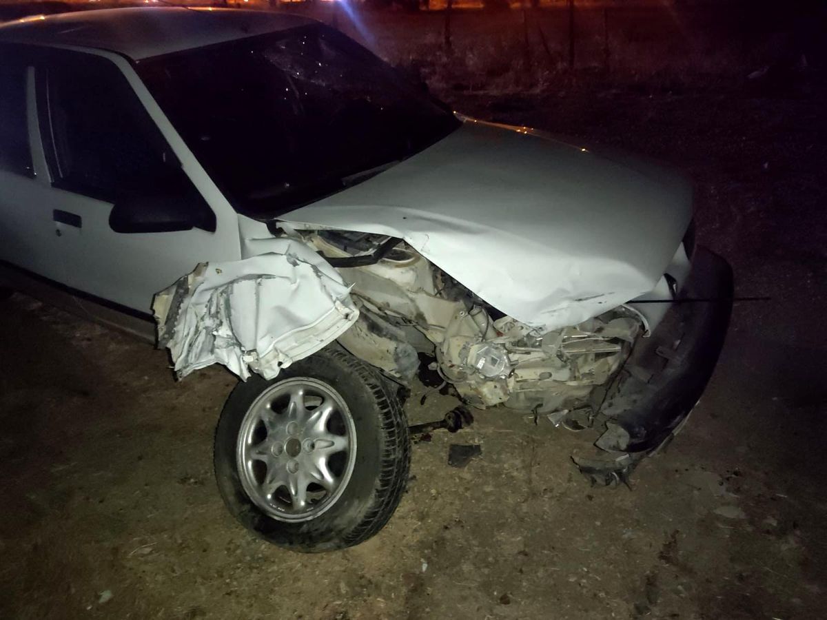Otomobiller çarpıştı: 2 yaralı