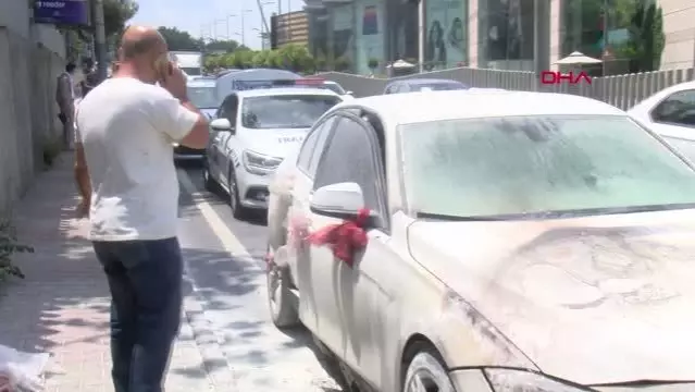 SARIYER'DE LÜKS GELİN ARABASI YANDI