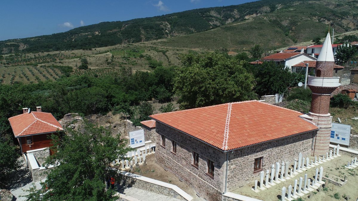 Tekirdağ\'da restorasyonu tamamlanan 600 yıllık Güzelköy Camisi ibadete açılacak