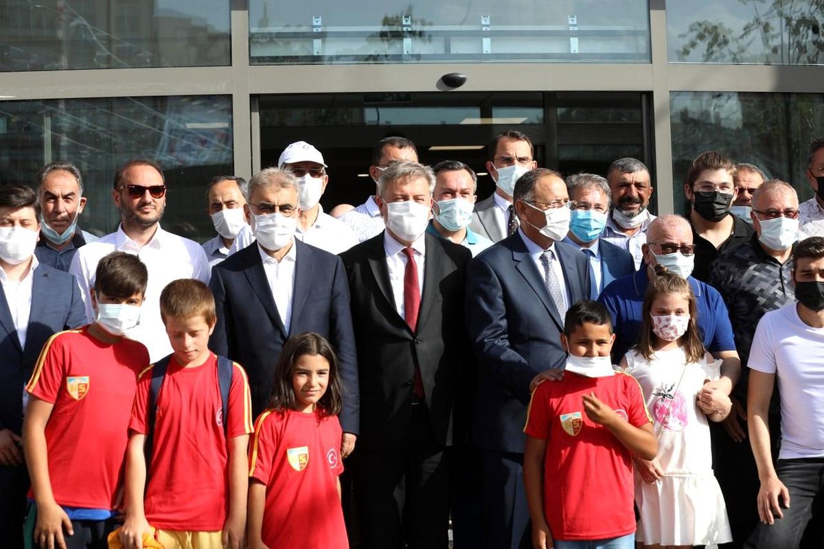 Tınaztepe Mahallesi\'nin sağlık ihtiyacı giderildi