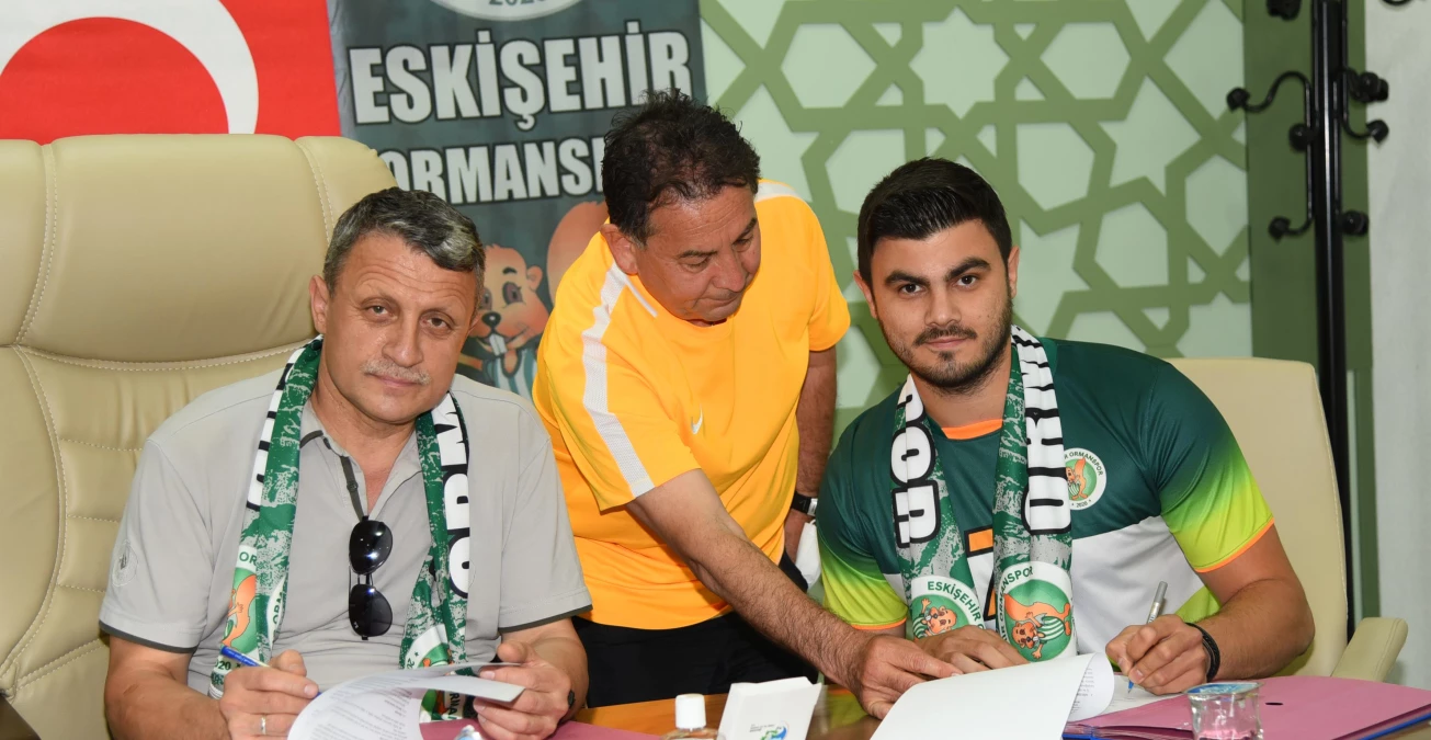 Son dakika haberleri! Eskişehir Ormanspor, Murat Beyaztoprak\'ı transfer etti