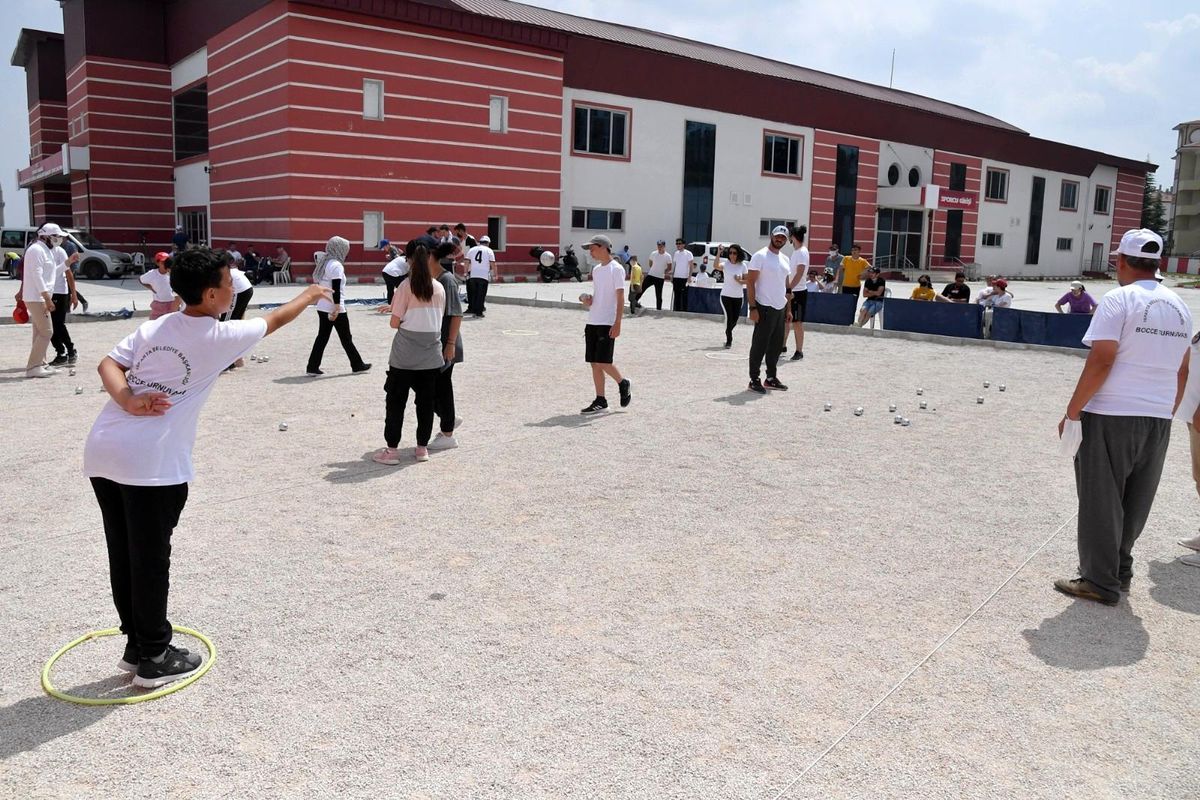 Isparta Belediyesi\'nden Bocce turnuvası