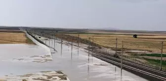 Son dakika haber: Konya'da sel sonrası YHT hattı ulaşıma açıldı