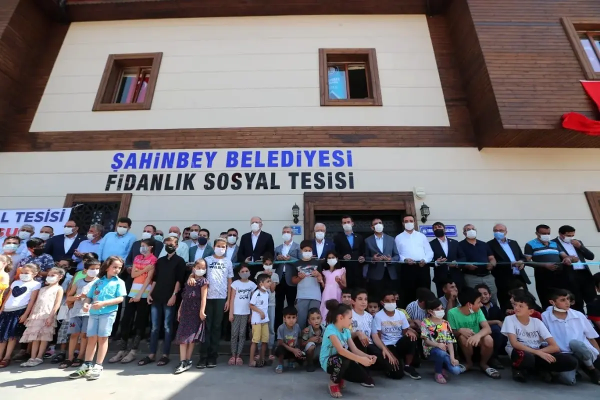 Şahinbey Belediyesi\'nin sosyal tesis ağı genişliyor