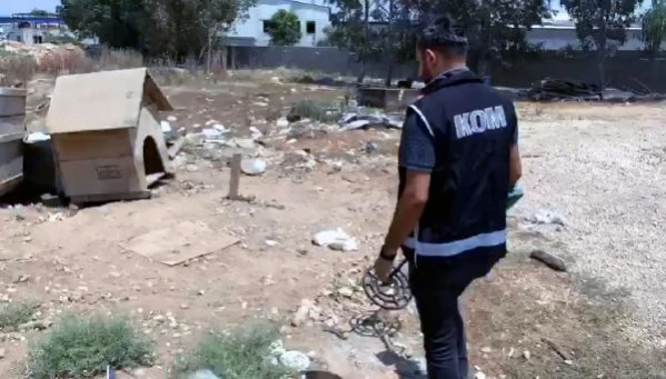 Adana'da toprağa gömülü 6 bin 470 litre kaçak akaryakıt ele geçirildi
