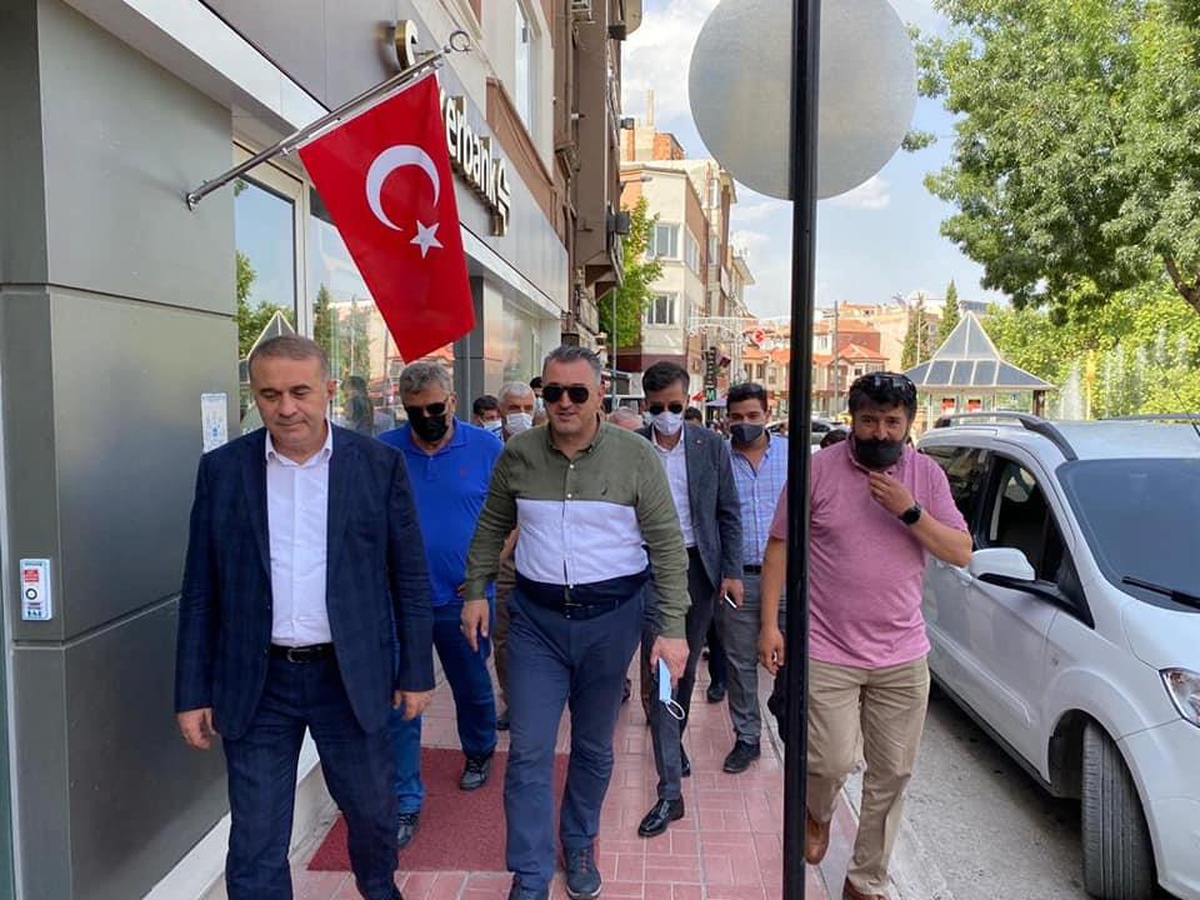 AK Parti Amasya Milletvekili Çilez, Merzifon\'da ziyaretlerde bulundu