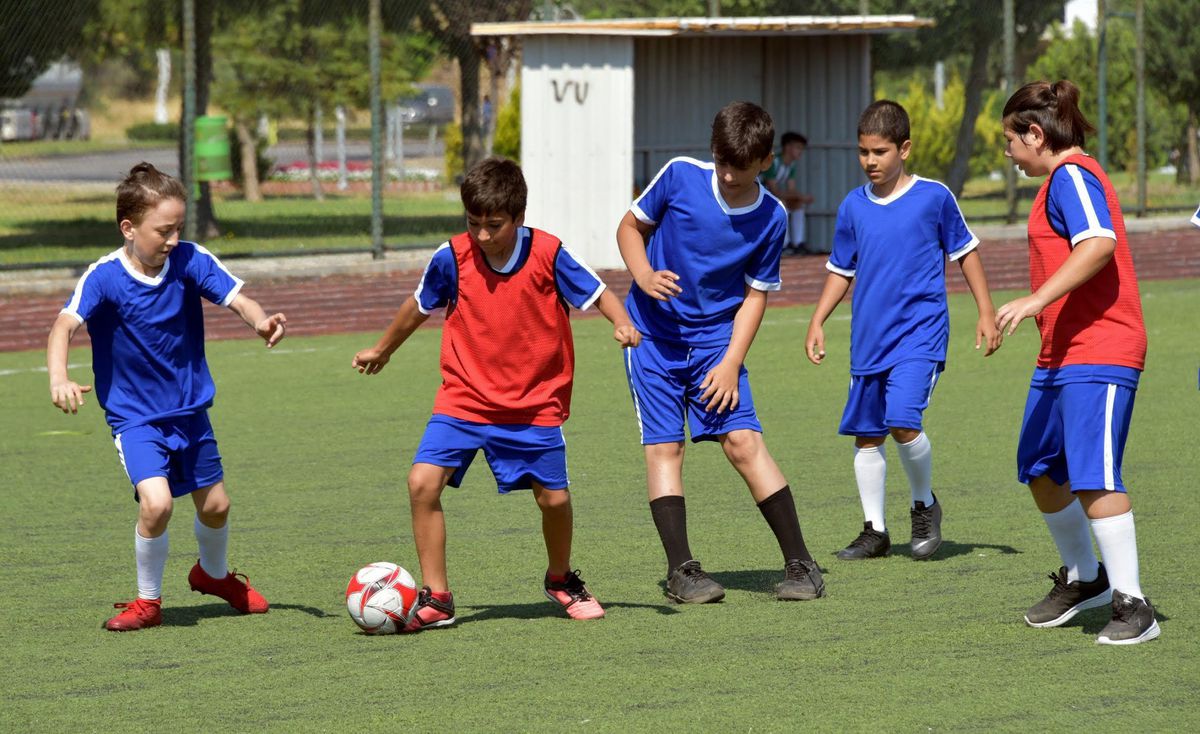 Aliağalı Çocuklar sporla buluştu