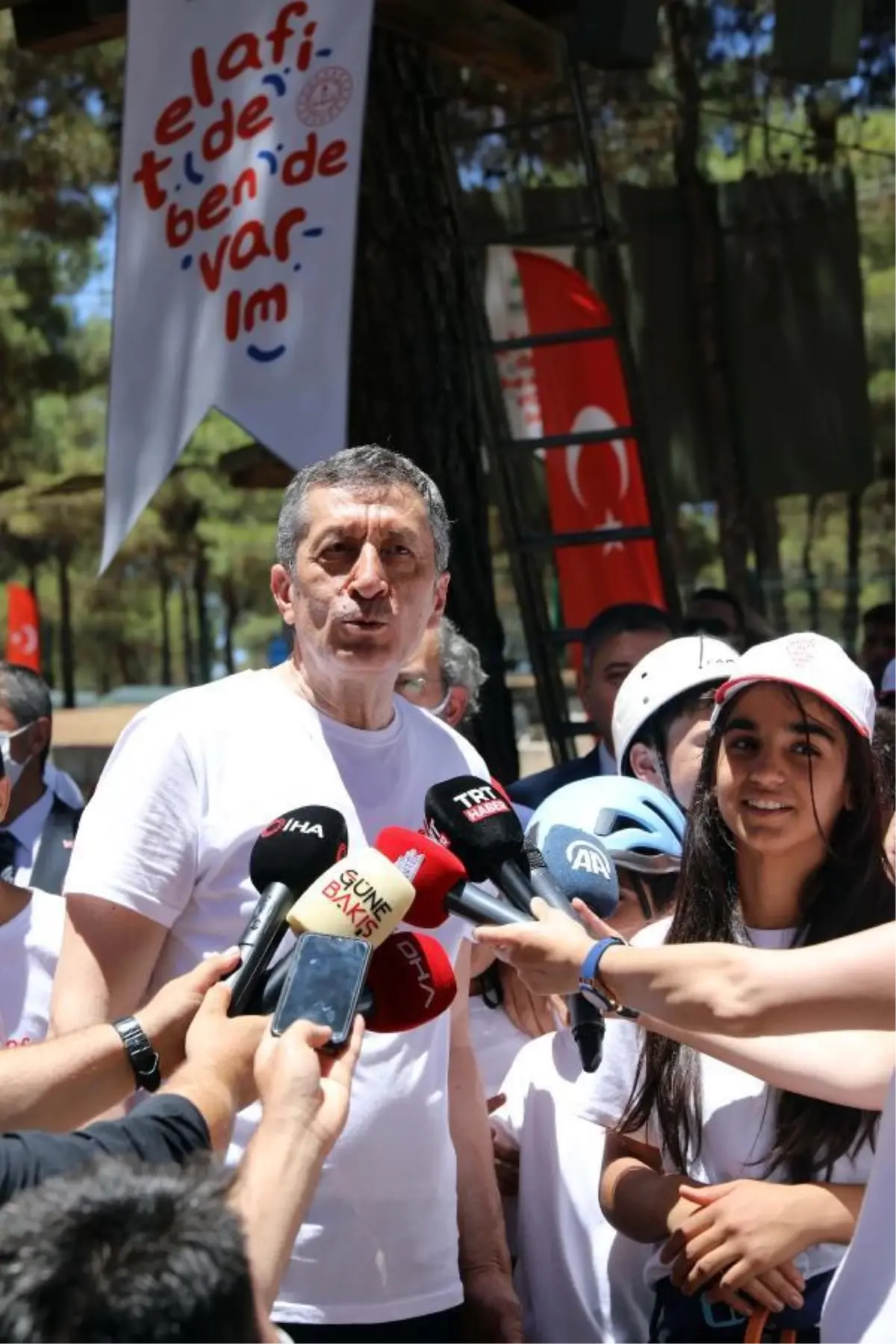 GAZİANTEP - Bakan Selçuk, Akkent Spor Köyü\'nü ziyaret etti