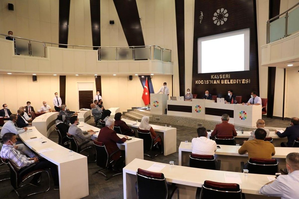 Son dakika: Başkan Çolakbayrakdar: "Kentsel dönüşümle imarsız yapıları çözüme kavuşturuyoruz"