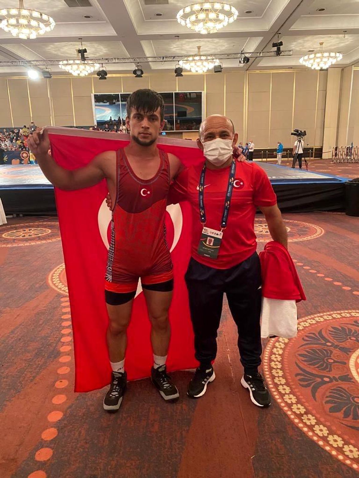 Büyükşehir Güreş Takımı sporcusu dünya şampiyonu oldu
