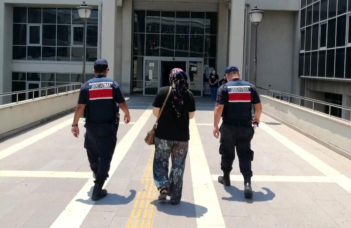 Fuhuştan 3 yıl 1 ay kesinleşmiş hapis cezası bulunan kadın yakalandı
