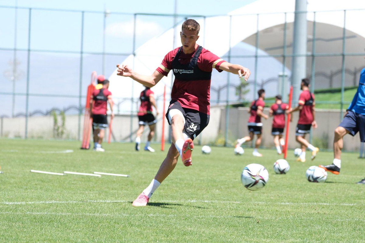Hatayspor, yeni sezon hazırlıklarını Erzurum\'da sürdürüyor