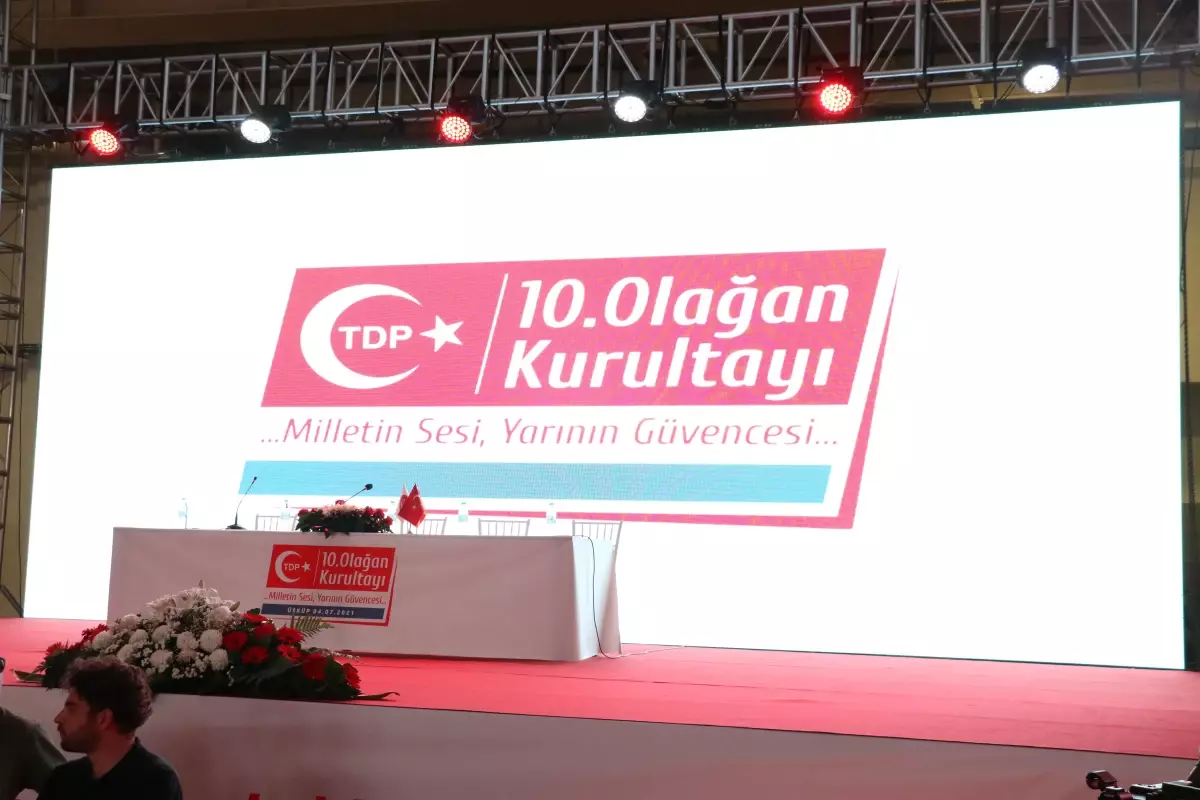 Kuzey Makedonya\'da Türk Demokratik Partisi başkanlığına Beycan İlyas yeniden seçildi