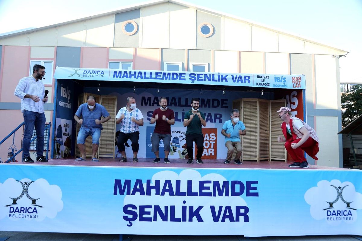 Mahallede şenlik var