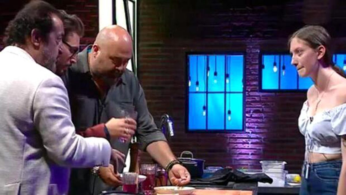 MasterChef Türkiye\'de genç yarışmacıya sürpriz teklif
