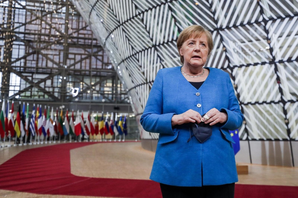 Merkel: "Balkanlar\'ın barışı ve istikrarı AB\'nin menfaatinedir"