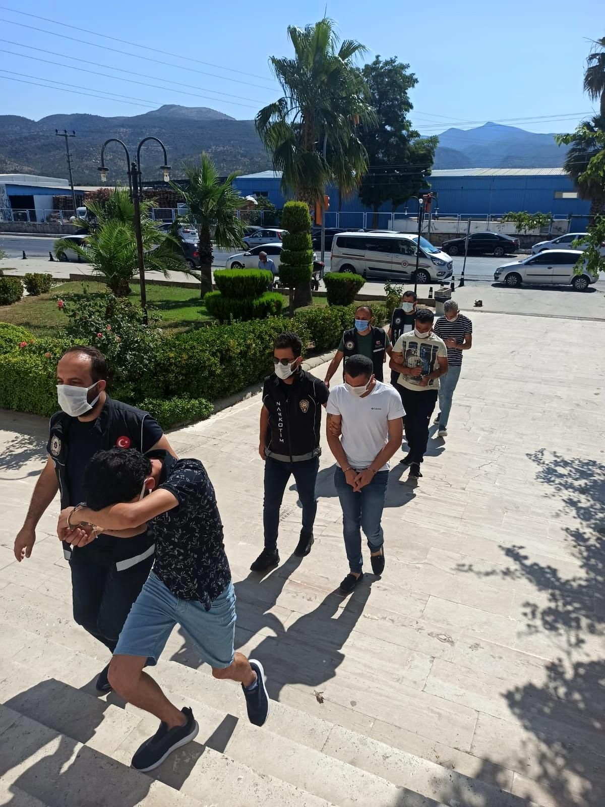 Milas\'ta Uyuşturucu operasyonu