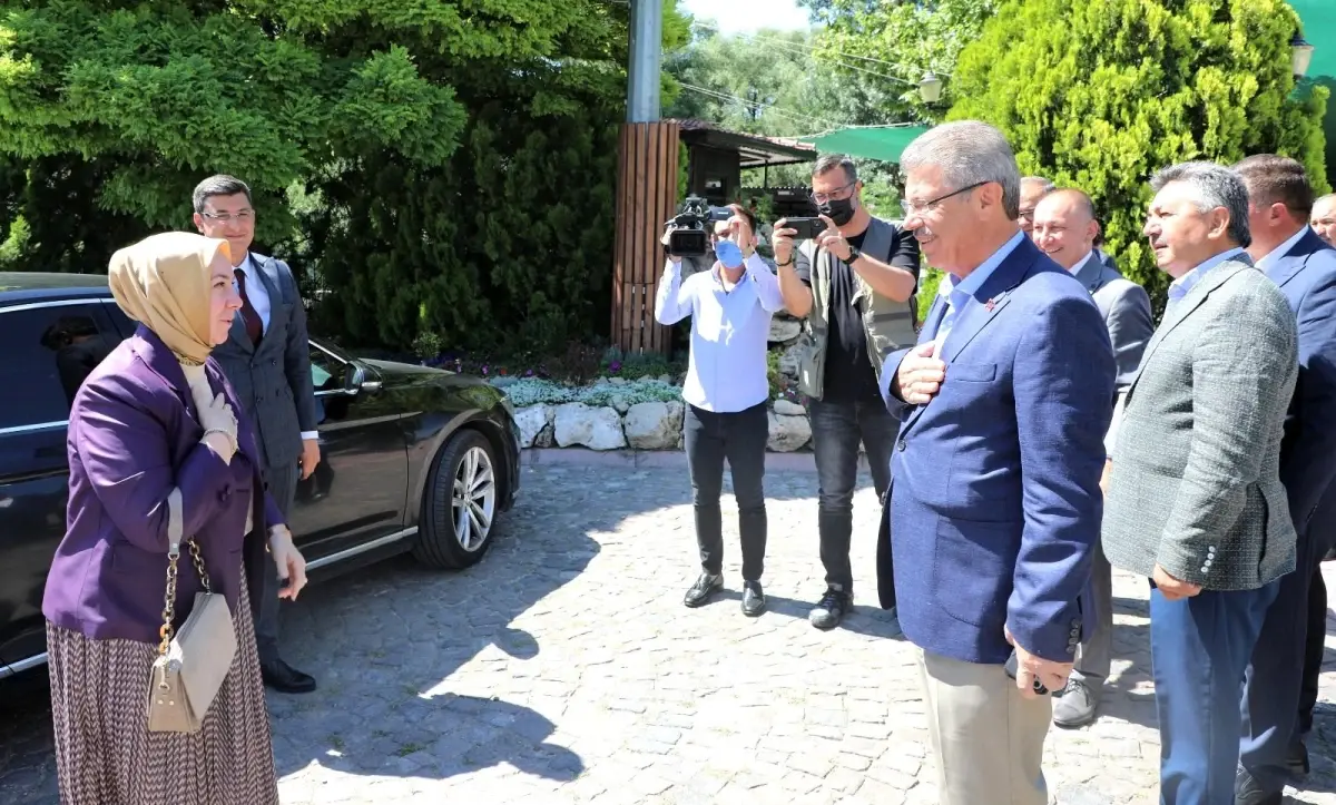 AK Parti Kayseri Milletvekili Hülya Nergis, Kayseri Şeker\'i ziyaret etti