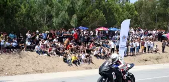 Motodrag yarışları nefes kesti