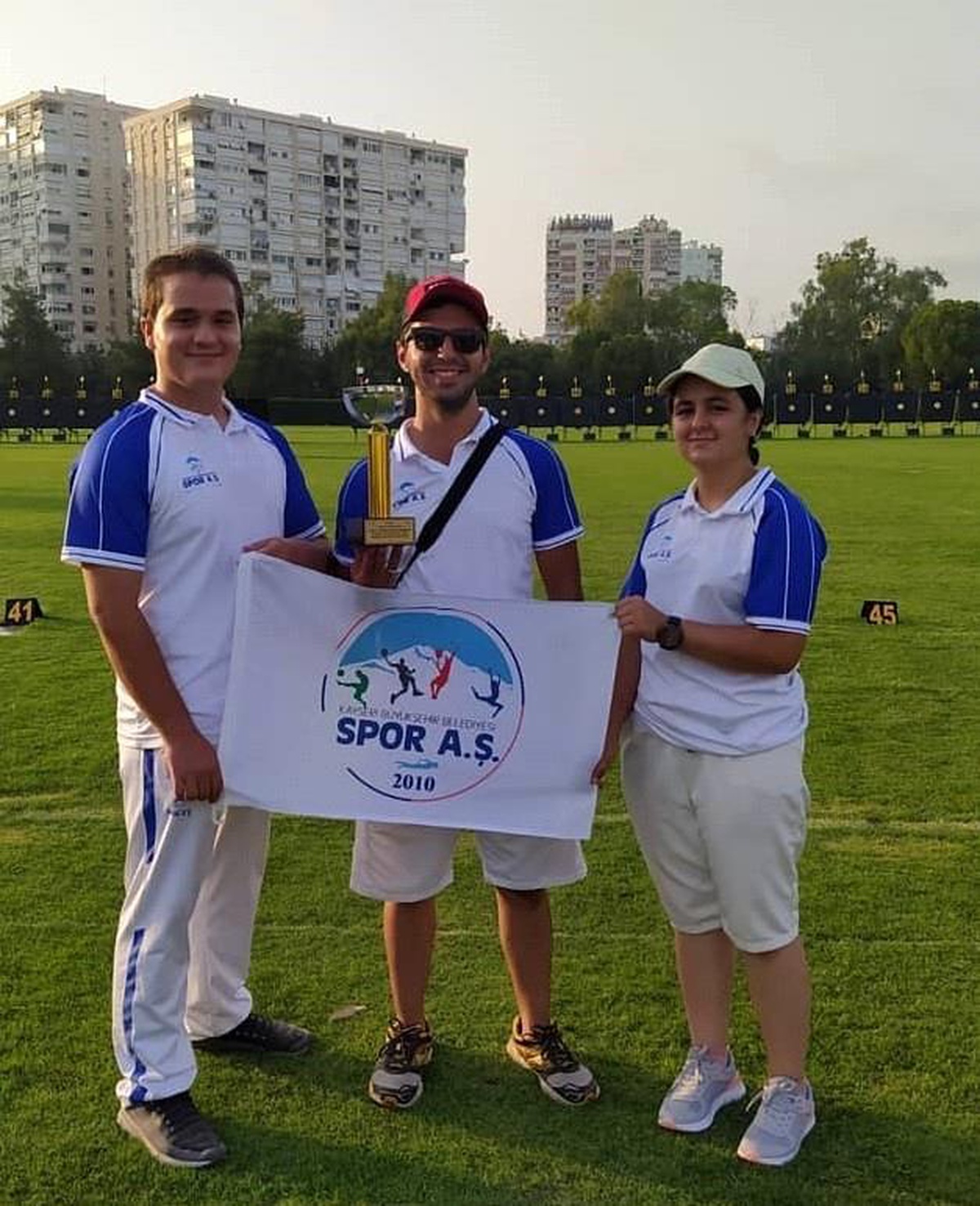 Sivaslı genç sporcudan büyük başarı