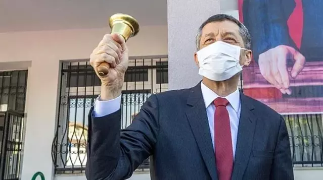 Son Dakika: 2021-2022 eğitim-öğretim yılı, 6 Eylül'de yüz yüze eğitimle başlayacak Son Dakika: 2021-2022 eğitim-öğretim yılı, 6 Eylül'de yüz yüze eğitimle başlayacak