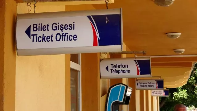 Yeniden başlayan tren seferleri vatandaşı sevindirdi Yeniden başlayan tren seferleri vatandaşı sevindirdi