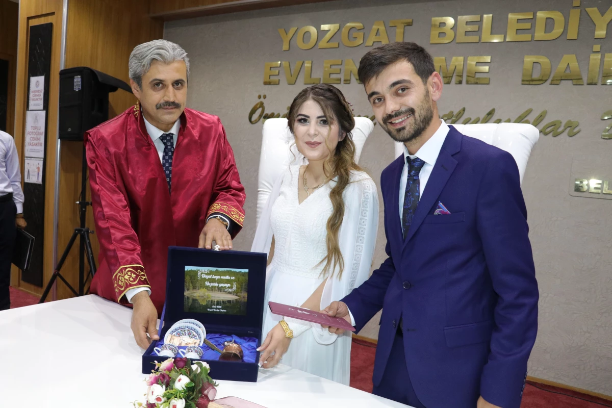 Yozgat\'ta normalleşme döneminin başlamasıyla nikah ve düğünlerde yoğunluk arttı