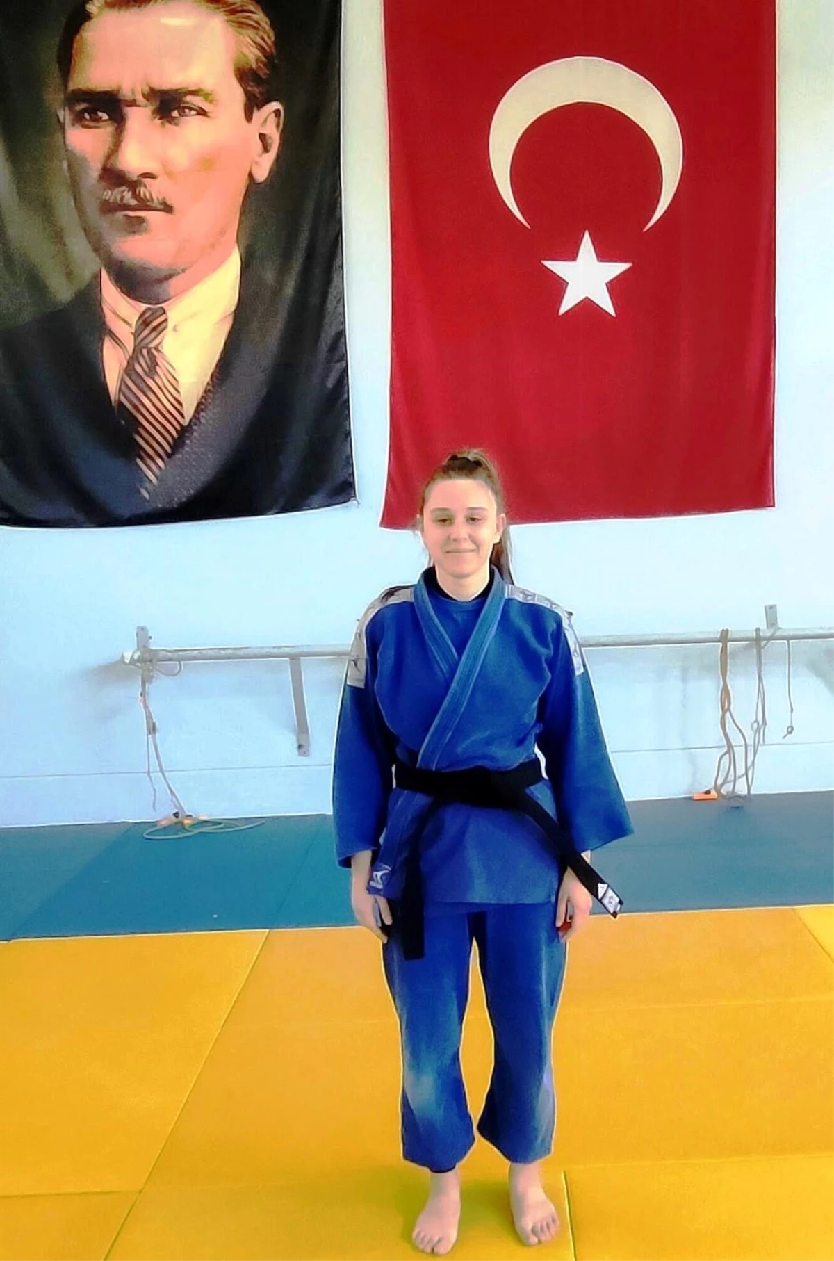 Yunusemreli Emine Mihrace Çelen judoda Türkiye ikincisi oldu