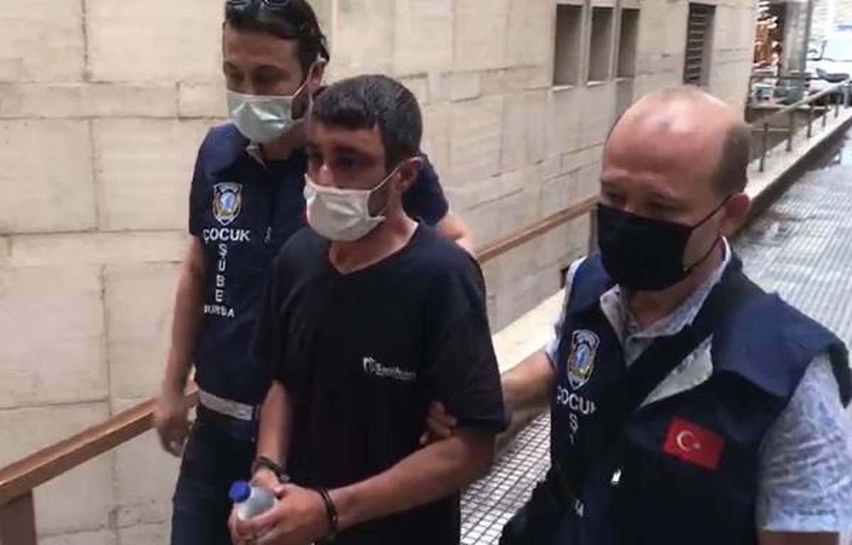 5 yaşındaki kızı taciz ettiği öne sürülen şüpheliye linç girişimi (5)