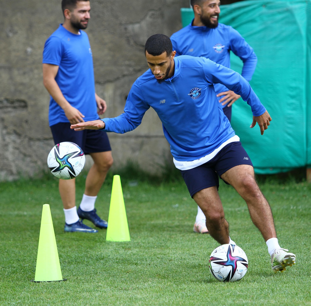 Adana Demirspor\'un Bolu kampı sürüyor
