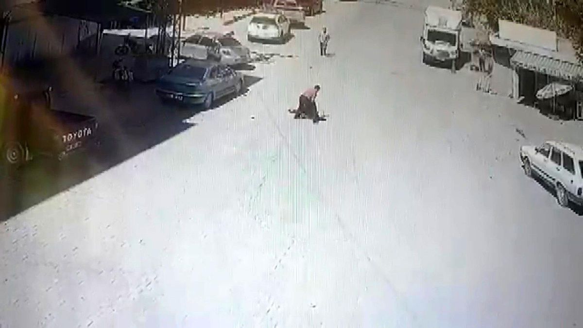 Son dakika haberleri! Akrabasını defalarca bıçaklayarak öldürdü