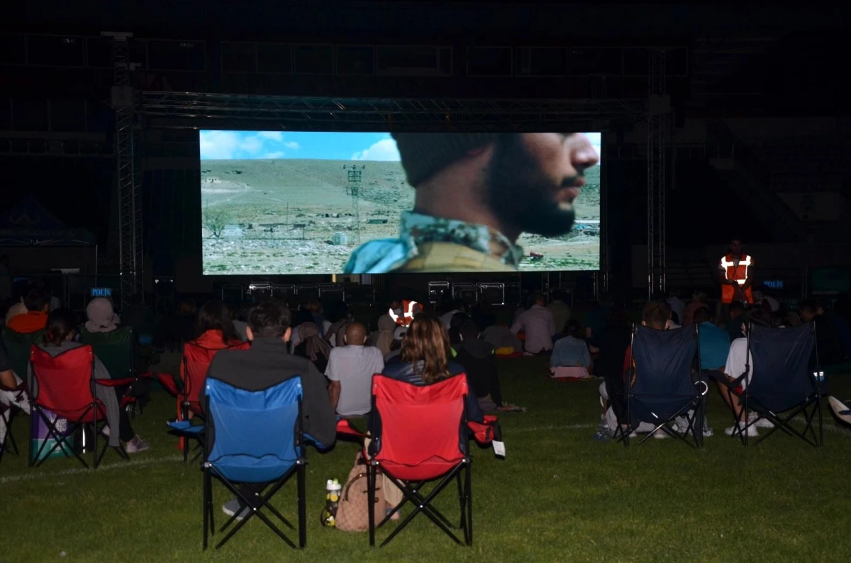 Altınordu\'da minderli sinema etkinlikleri başladı