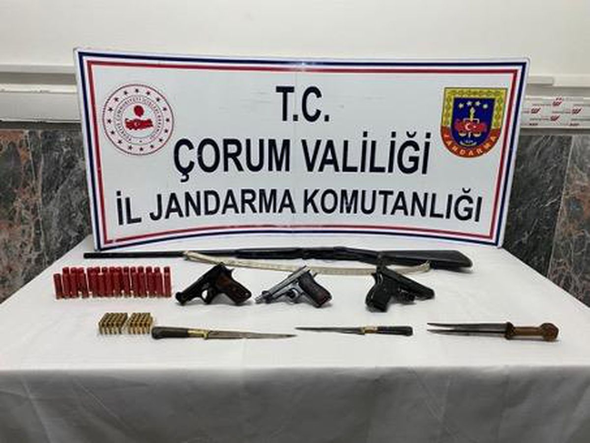 Çorum\'da silah kaçakçılığı yaptığı ileri sürülen zanlı gözaltına alındı