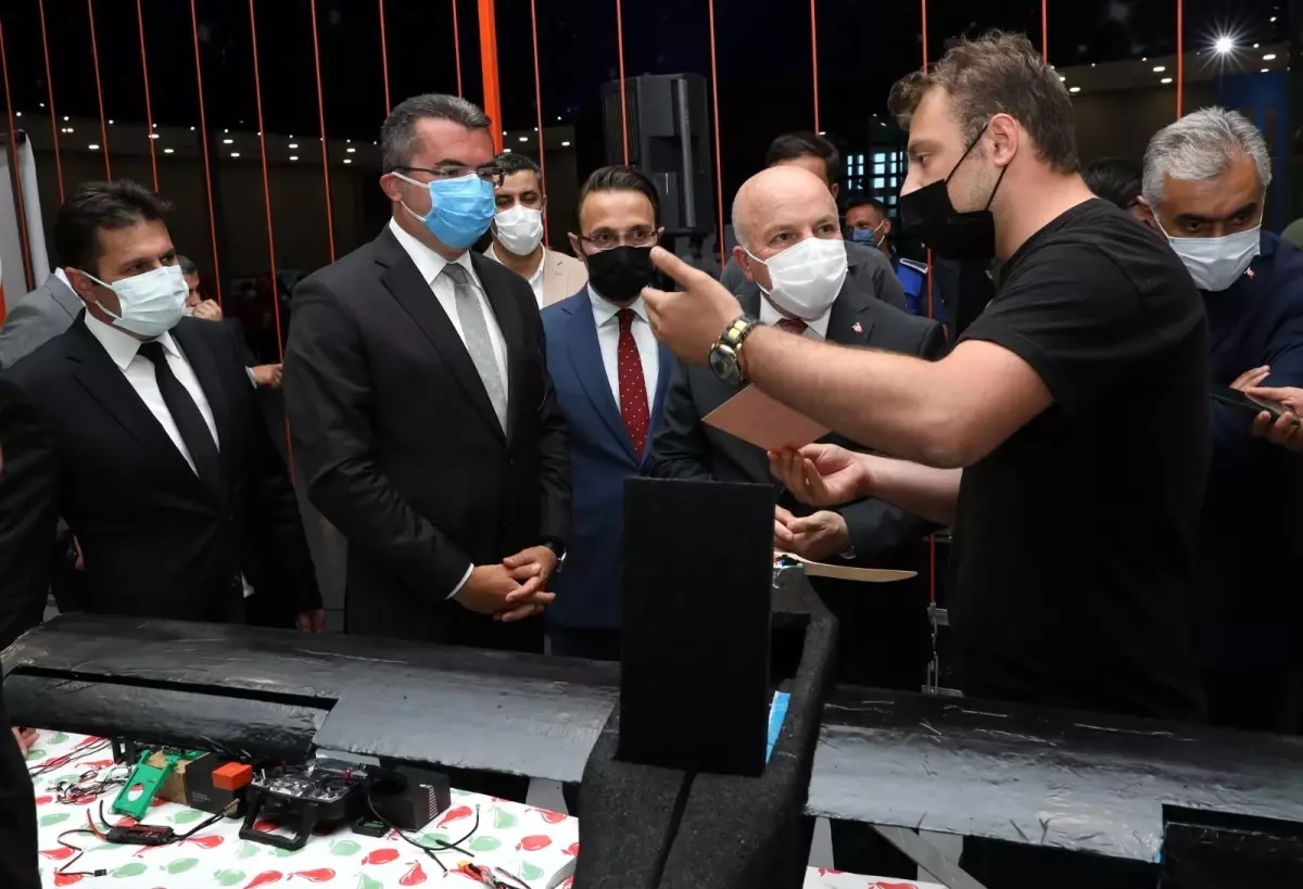 Geleceğin dâhileri Robot Günleri\'nde yeteneklerini sergiledi