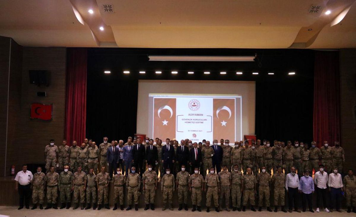 Güvenlik korucularına eğitim verildi